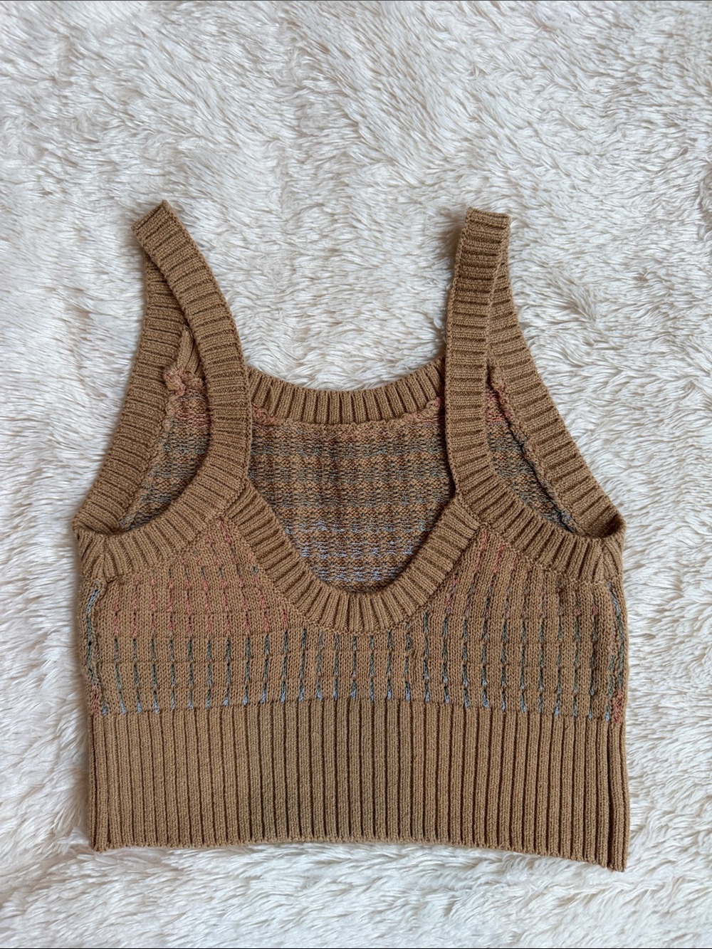 L Space Knit Crop Top - Picture 3 of 4